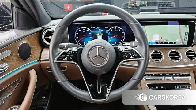 Mercedes-Benz E-Class W213 2022 Черный из Кореи, фото 4