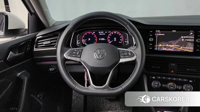 Volkswagen 7th Generation of Jetta 2023 Белый из Кореи, фото 4