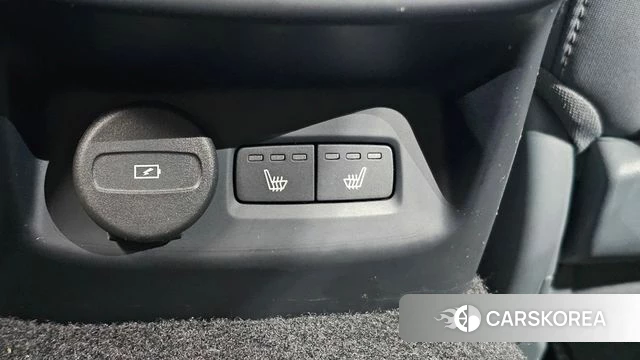 Polestar Polestar 2 2022 Светло-серебряный цвет из Кореи, фото 4