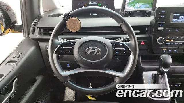 Hyundai Staria 2021 Желтый из Кореи, фото 4