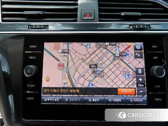 Volkswagen Tiguan second Generation 2019 Белый из Кореи, фото 4