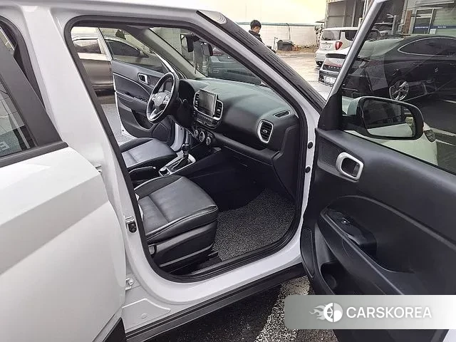 Hyundai Venue 2019 Белый из Кореи, фото 4