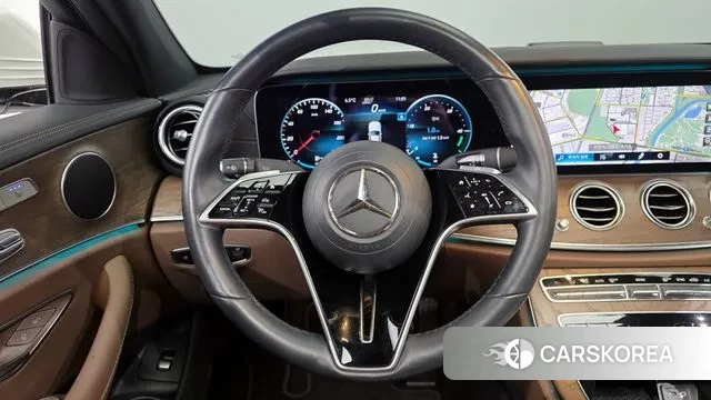 Mercedes-Benz E-Class W213 2021 Белый из Кореи, фото 4