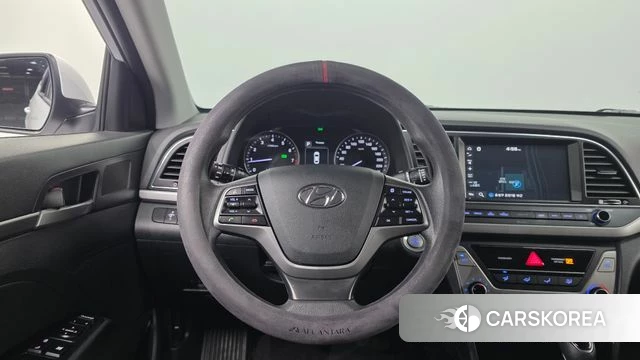 Hyundai Avante AD 2018 Белый из Кореи, фото 4