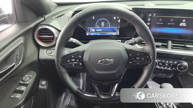 Chevrolet (GM Daewoo) Trax Crossover 2024 Черный из Кореи, фото 4