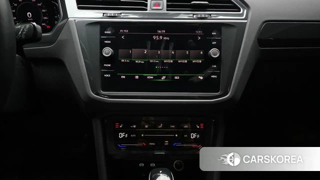 Volkswagen Tiguan second Generation 2021 Черный из Кореи, фото 4