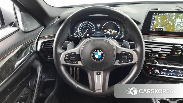 BMW 5 Series (G30) 2018 Серый из Кореи, фото 4