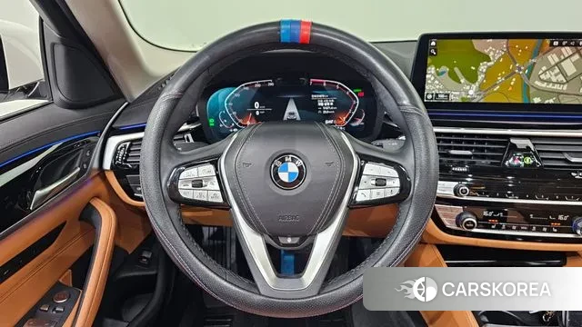 BMW 5 Series (G30) 2021 Белый из Кореи, фото 4