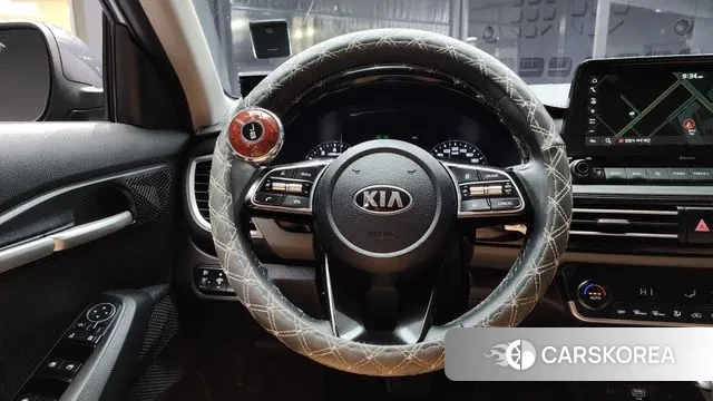 Kia Seltos 2021 Серый из Кореи, фото 4