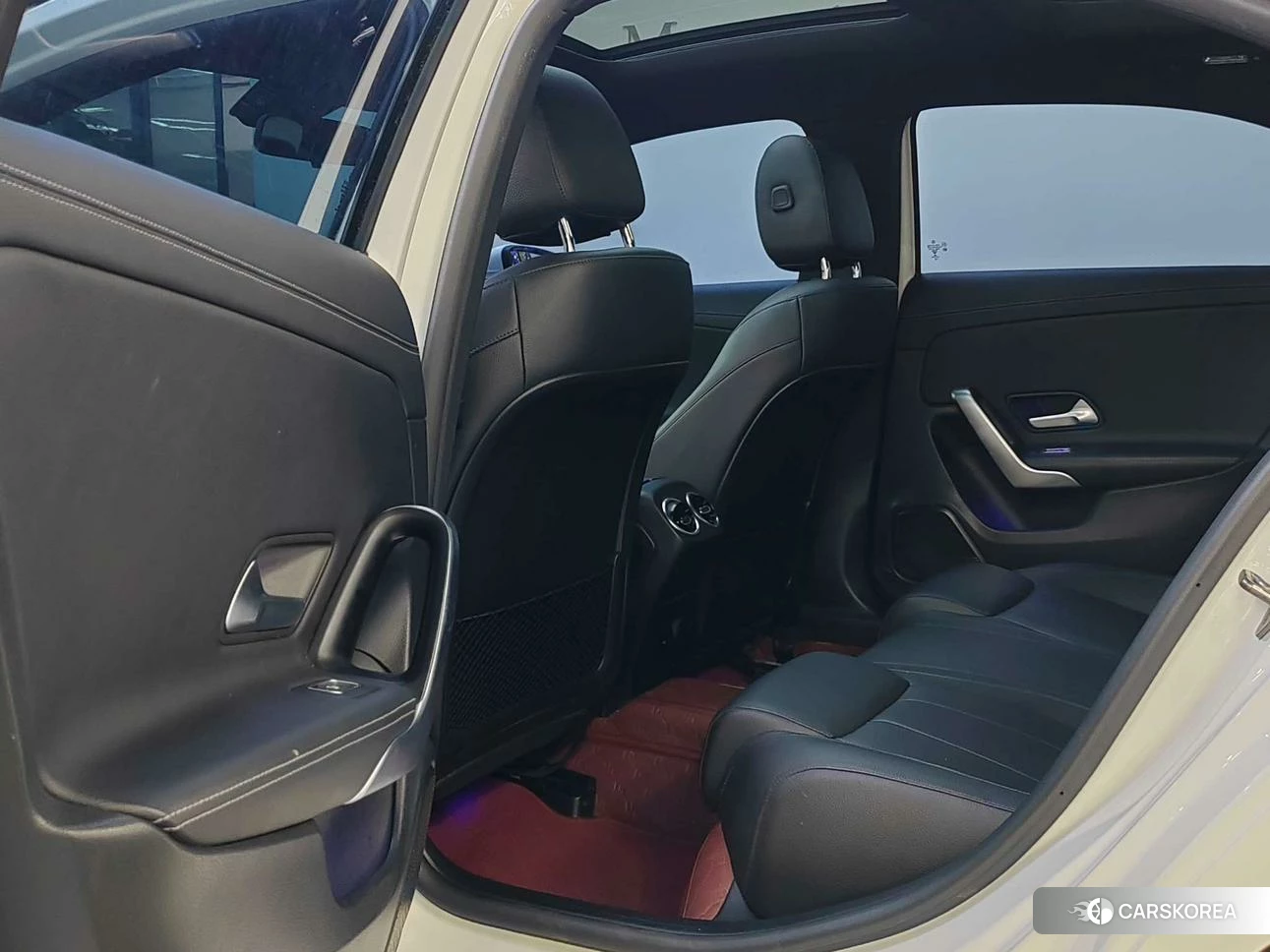 Mercedes-Benz Class A 2021 Белый из Китая, фото 4