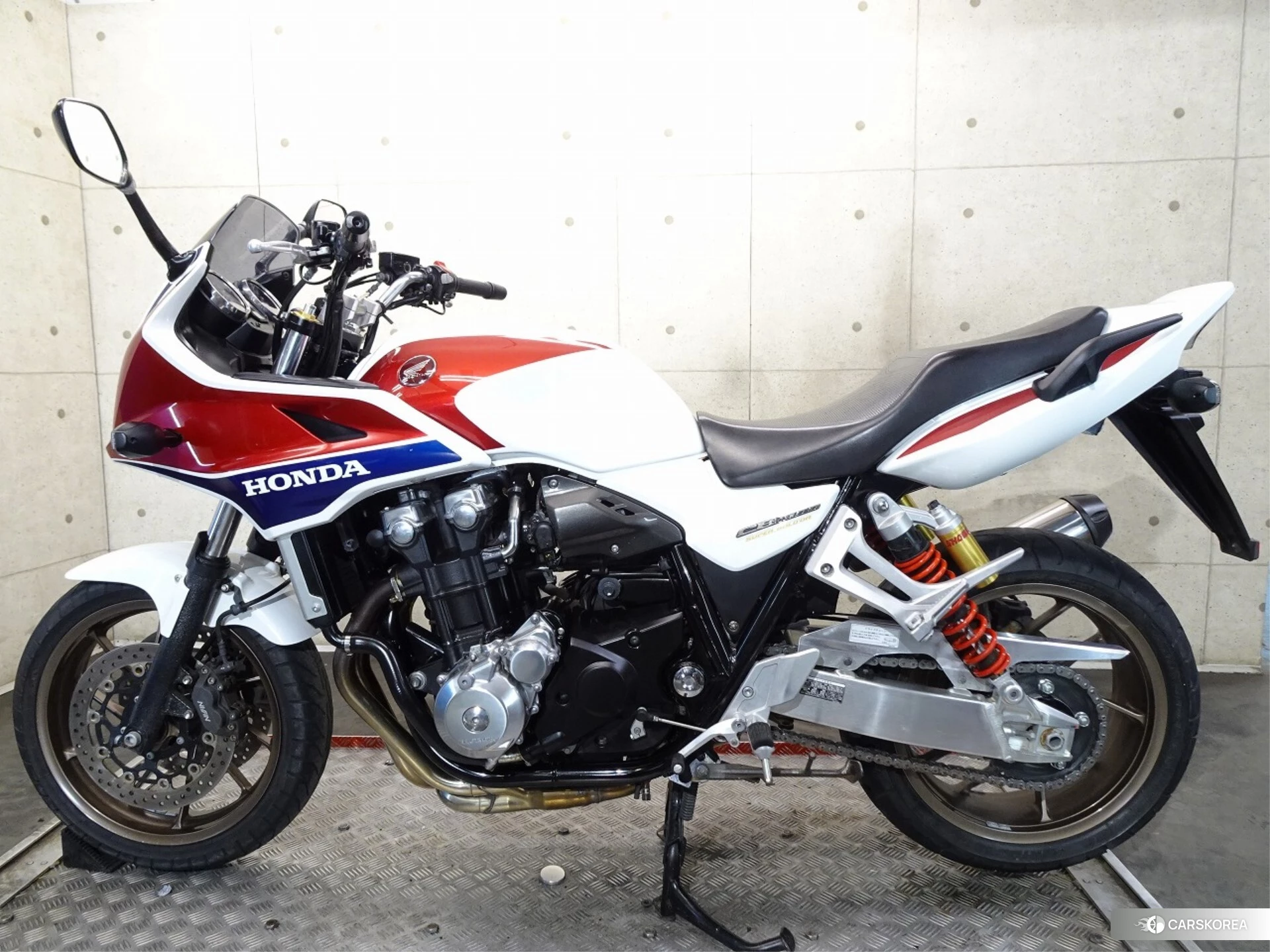 Проданный Honda CB1300SF BOLDOR ABS id 3950197 из Японии