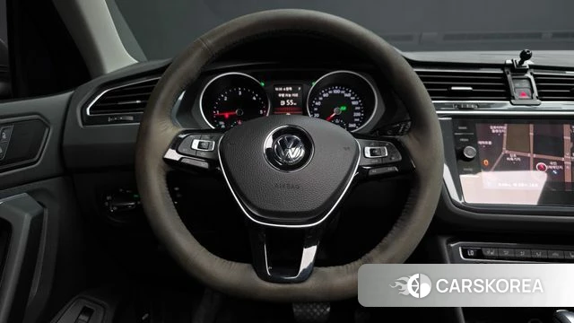 Volkswagen Tiguan second Generation 2020 Серый из Кореи, фото 4