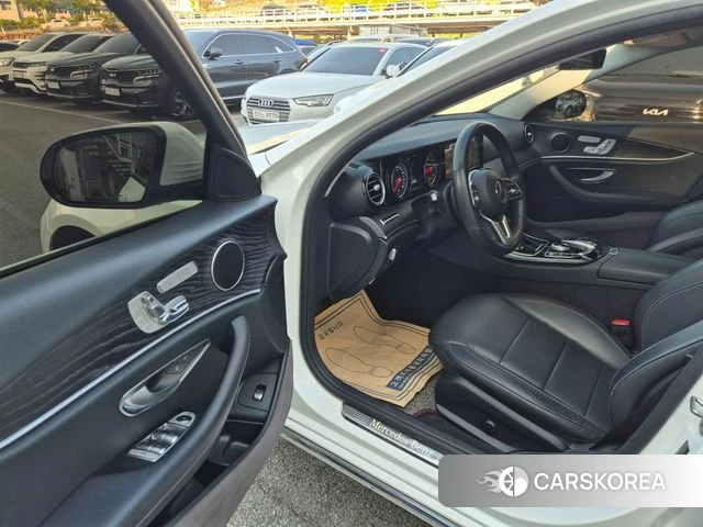 Mercedes-Benz E-Class W213 2019 Белый из Кореи, фото 4