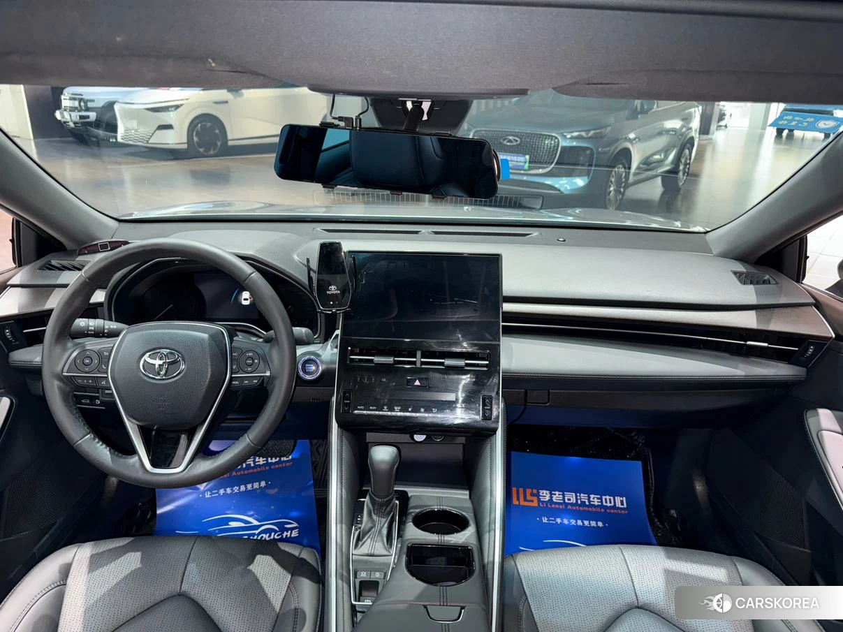 Toyota Asian dragon 2022 Серебристо-серый из Китая, фото 4