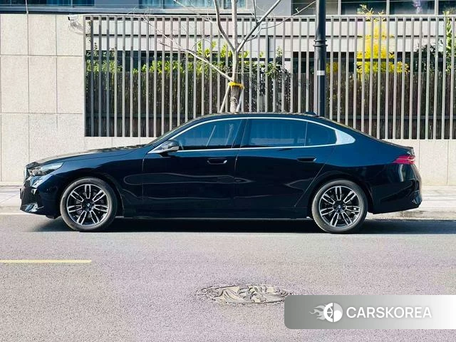 BMW 5 series id 3939527 из Китая 4