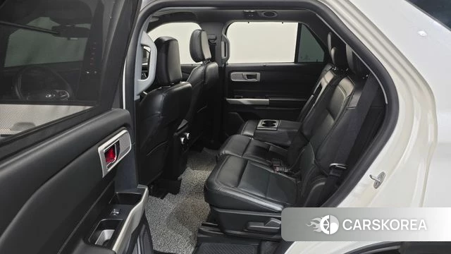 Ford Explorer 6th Generation 2022 Белый из Кореи, фото 4