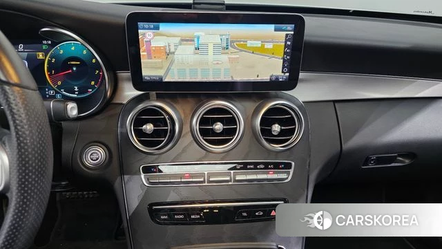 Mercedes-Benz C-Class W205 2021 Белый из Кореи, фото 4