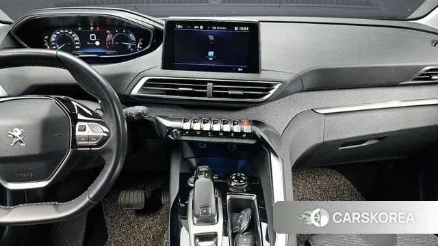 Peugeot 3008 second generation 2018 Красный из Кореи, фото 4