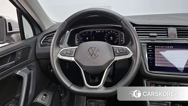 Volkswagen Tiguan second Generation 2022 Серебряный из Кореи, фото 4