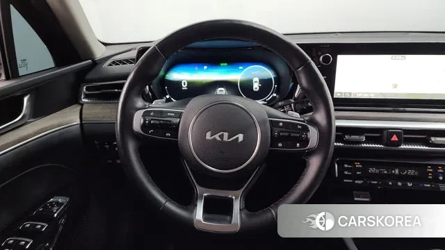 Kia K5 Hybrid 3rd Generation 2023 Черный из Кореи, фото 4