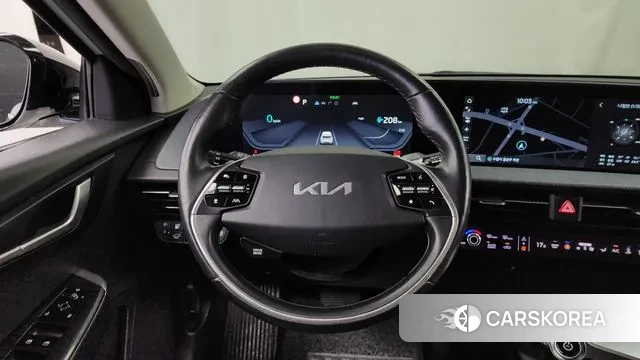 Kia EV6 2023 Белый из Кореи, фото 4