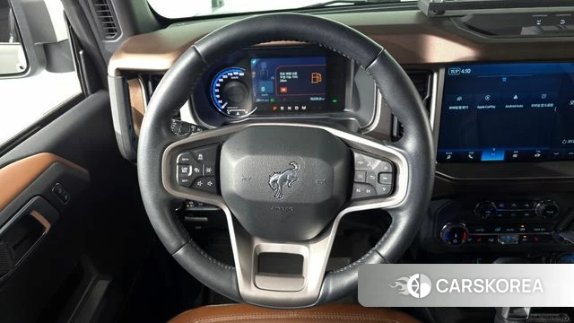 Ford Bronco 6th Generation 2022 Светло-зеленый из Кореи, фото 4