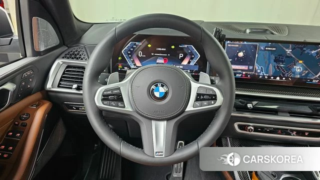 BMW X7 (G07) 2025 Белый из Кореи, фото 4