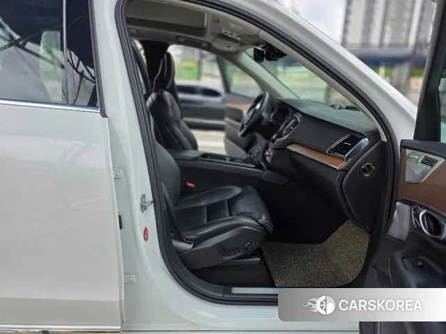 Volvo XC90 second Generation 2018 Жемчужный цвет из Кореи, фото 4