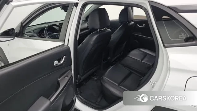 Hyundai The New Kona 2022 Белый из Кореи, фото 4