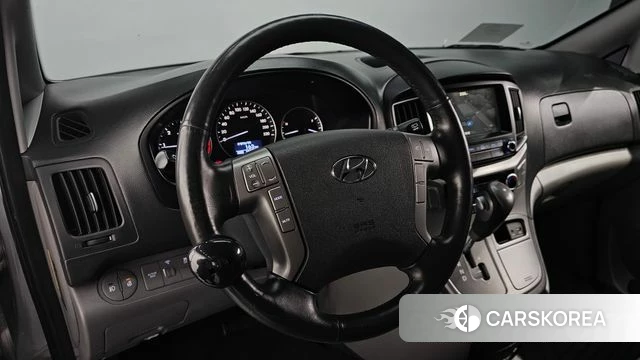 Hyundai The New Grand Starex 2018 Серебристо-серый из Кореи, фото 4