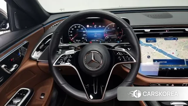 Mercedes-Benz E-Class W214 2024 Черный из Кореи, фото 4