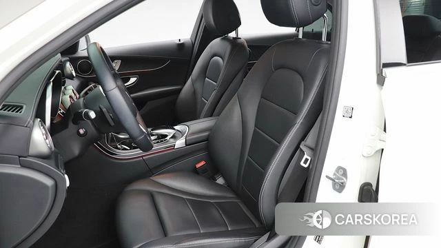 Mercedes-Benz C-Class W205 2019 Белый из Кореи, фото 4