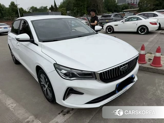 Geely Automobile Emgrand 2023 Белый из Китая, фото 4