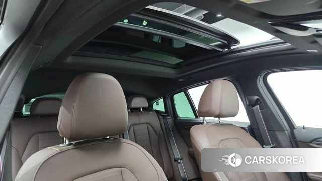 BMW X4 (G02) 2022 Серебристо-серый из Кореи, фото 4