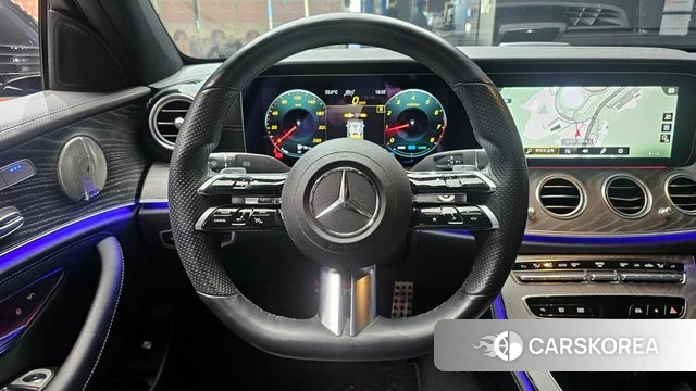 Mercedes-Benz E-Class W213 2022 Серый из Кореи, фото 4