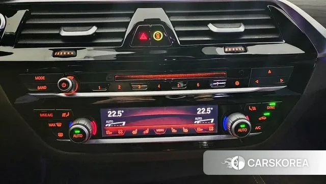 BMW 5 Series (G30) 2018 Серый из Кореи, фото 4