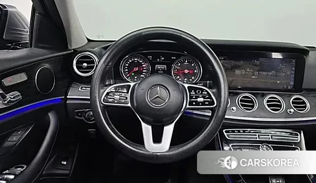Mercedes-Benz E-Class W213 2018 Серый из Кореи, фото 4