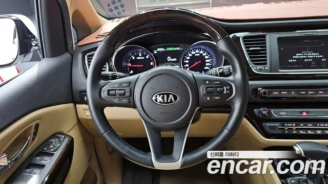 Kia The New Carnival 2019 Белый из Кореи, фото 4