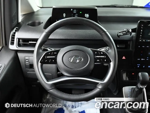 Hyundai Staria 2023 Желтый из Кореи, фото 4