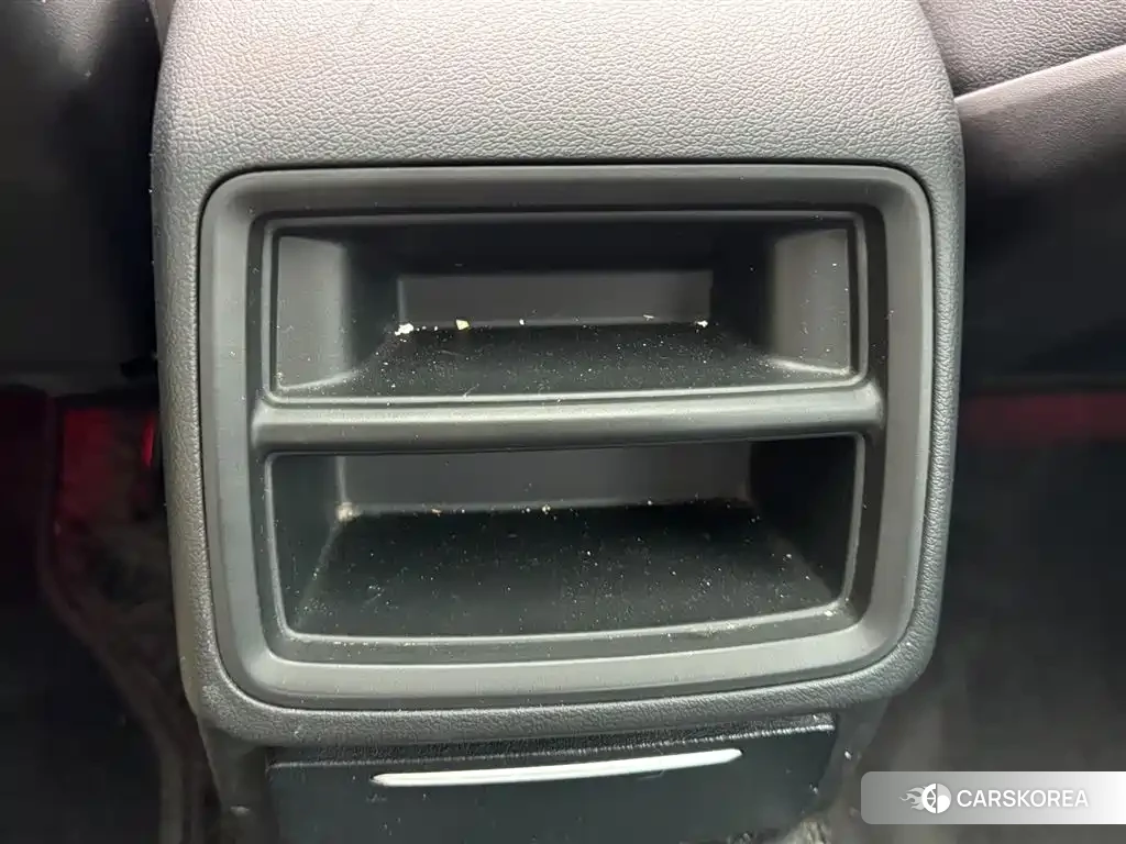 Audi A4L 2021 Silver/gray из Китая, фото 4