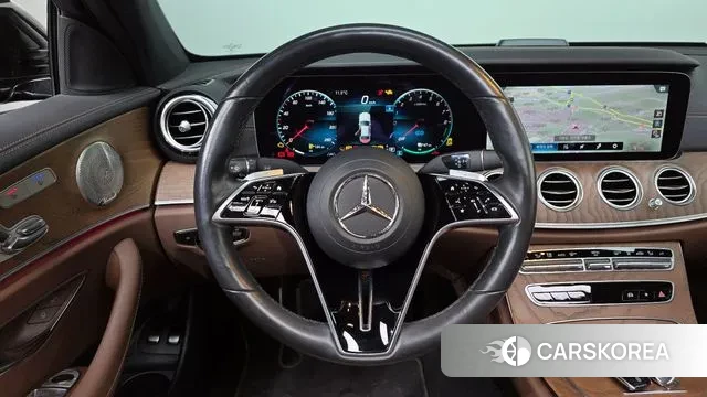 Mercedes-Benz E-Class W213 2021 Черный из Кореи, фото 4