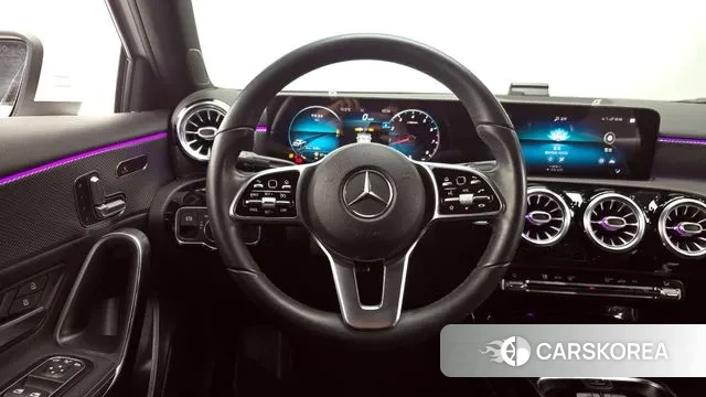 Mercedes-Benz A-Class W177 2021 Белый из Кореи, фото 4