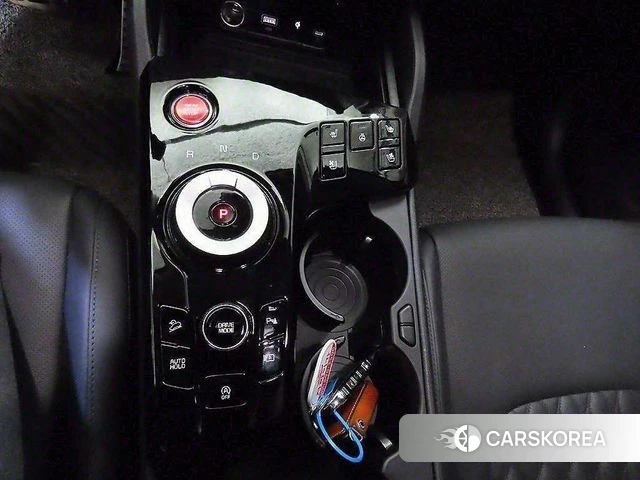 Kia Sportage 5th Generation 2023 Белый из Кореи, фото 4