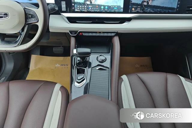Geely Automobile Xingyue L 2022 Черный из Китая, фото 4