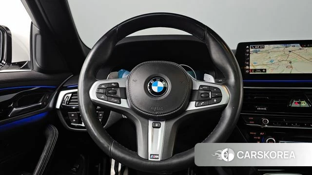 BMW 5 Series (G30) 2019 Белый из Кореи, фото 4