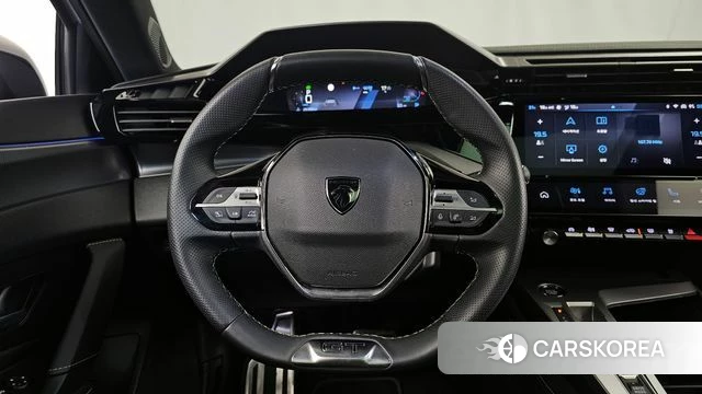 Peugeot 308 Third generation 2024 Белый из Кореи, фото 4