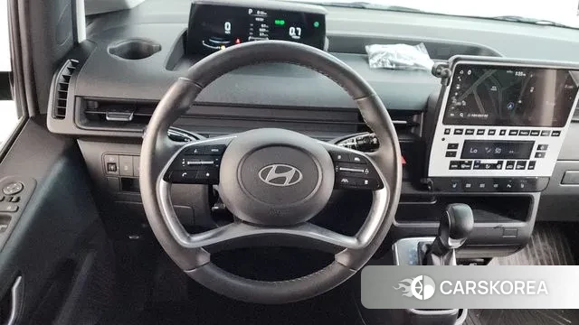 Hyundai Staria 2024 Черный из Кореи, фото 4