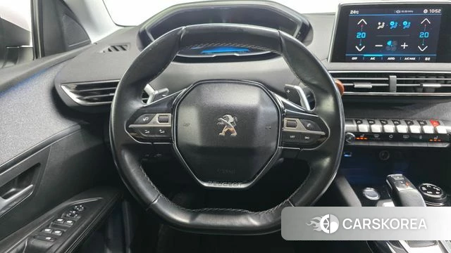 Peugeot 5008 second generation 2018 Белый из Кореи, фото 4