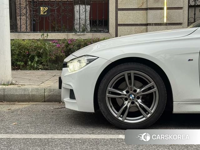 BMW 3 series 2018 Белый из Китая, фото 4