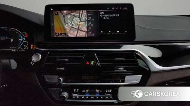 BMW 5 Series (G30) 2021 Черный из Кореи, фото 4